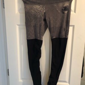 Alo yoga goddess leggings